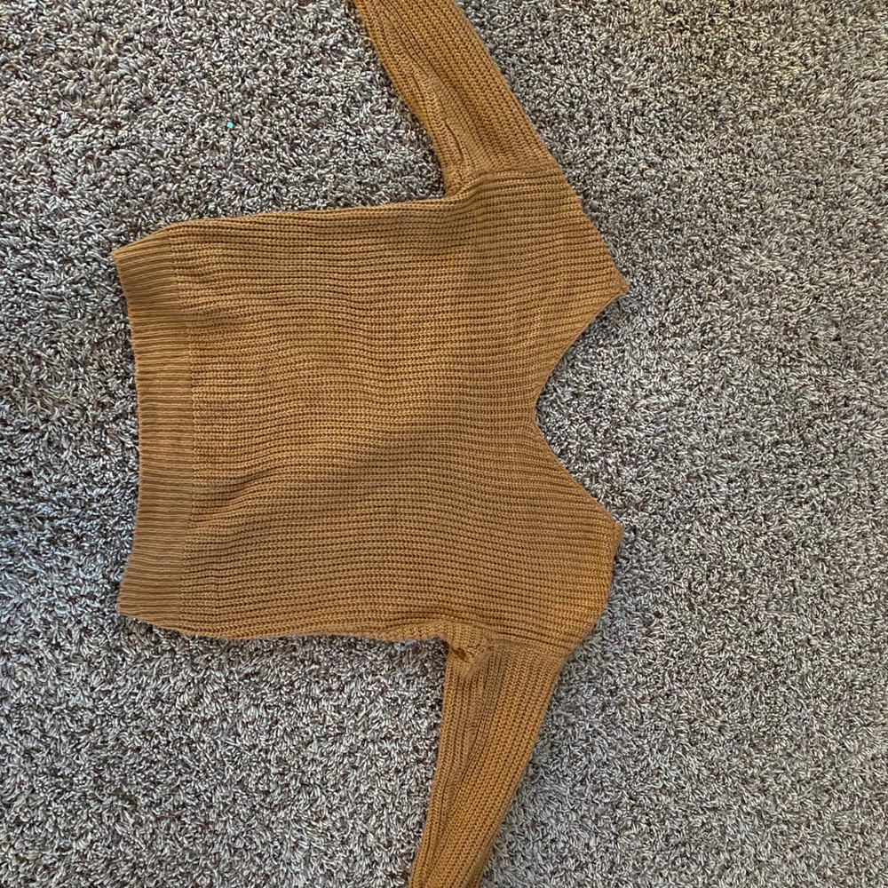 Sweater with twist front/back